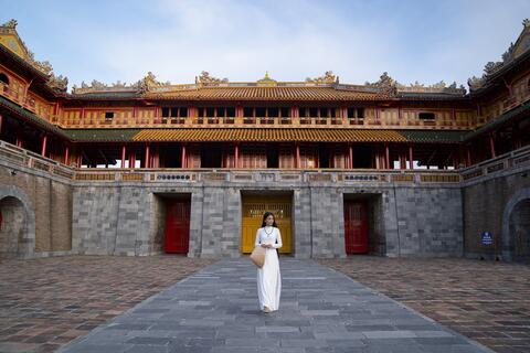 HUẾ - QUẢNG BÌNH - HỘI AN - BÀ NÀ - ĐÀ NẴNG 4 NGÀY 3 ĐÊM